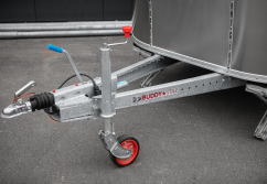 silver-buddy-amerikanischer-verkafsanhaenger-deichsel