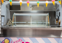 buddystar-retro-verkaufsanhaenger-mobile-eisdiele