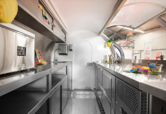 buddystar-retro-verkaufsanhaenger-mobile-cocktailbar-innenausstattung