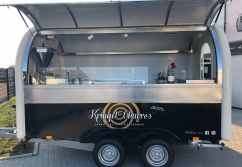 buddystar-retro-verkaufsanhaenger-waffelwagen-churrosbuddystar-retro-verkaufsanhaenger-waffelwagen
