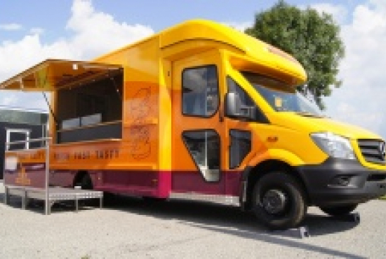 Foodtruck - multitrailer by shopunits.de